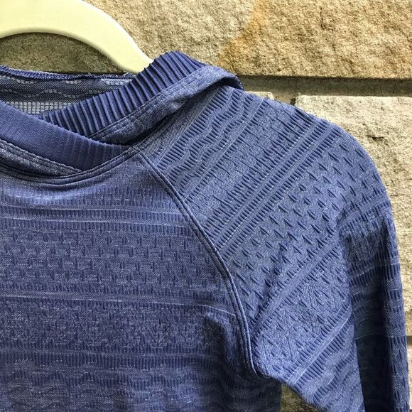 Lululemon Rest Less Hoodie Gatsby Blue / White a yoga athletic size 2 - Picture 4 of 13